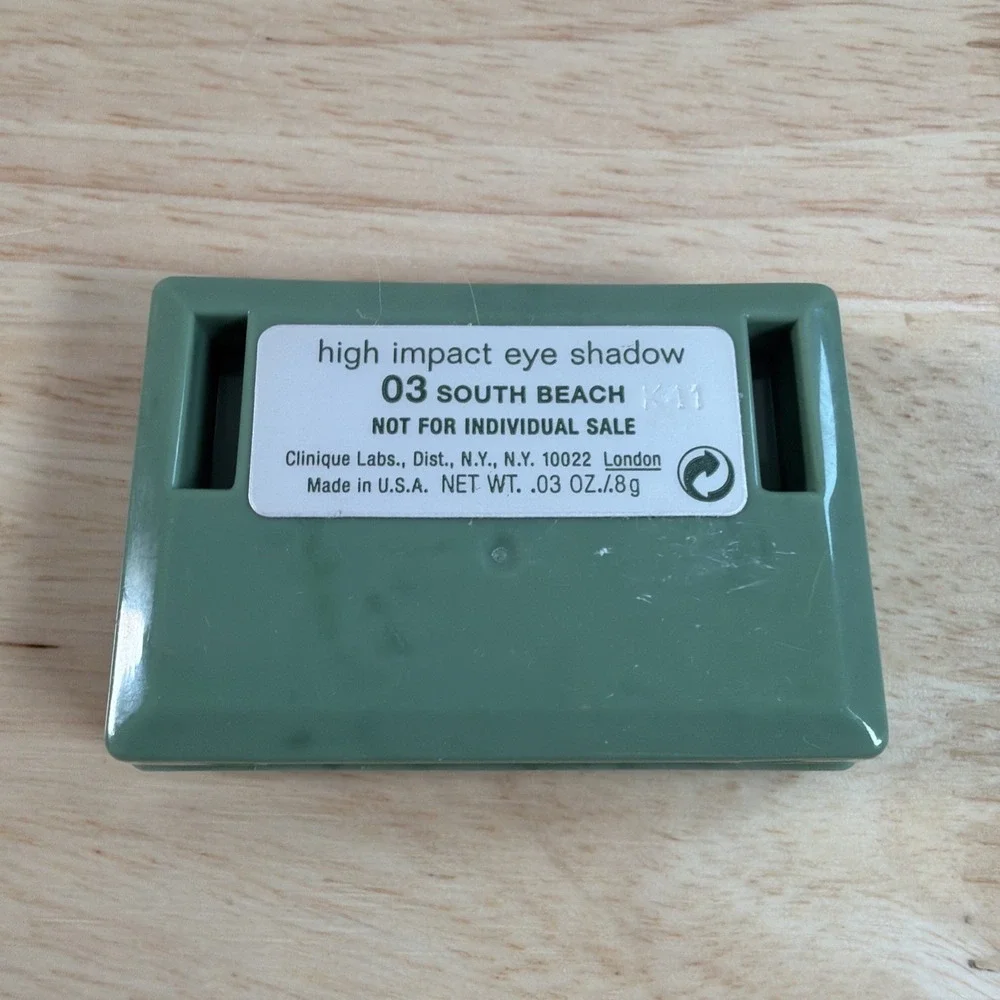 Clinique High Impact Eyeshadow Eye Shadow .03 oz Travel Size 03 SOUTH BEACH New